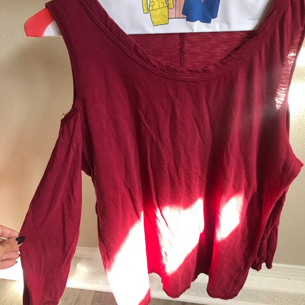 Sunny side 3/4 sleeve open shoulder blouse